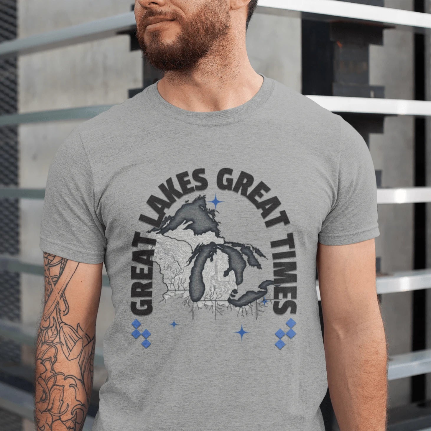 T-Shirt Athletic Heather / XS Great Lakes T-Shirt