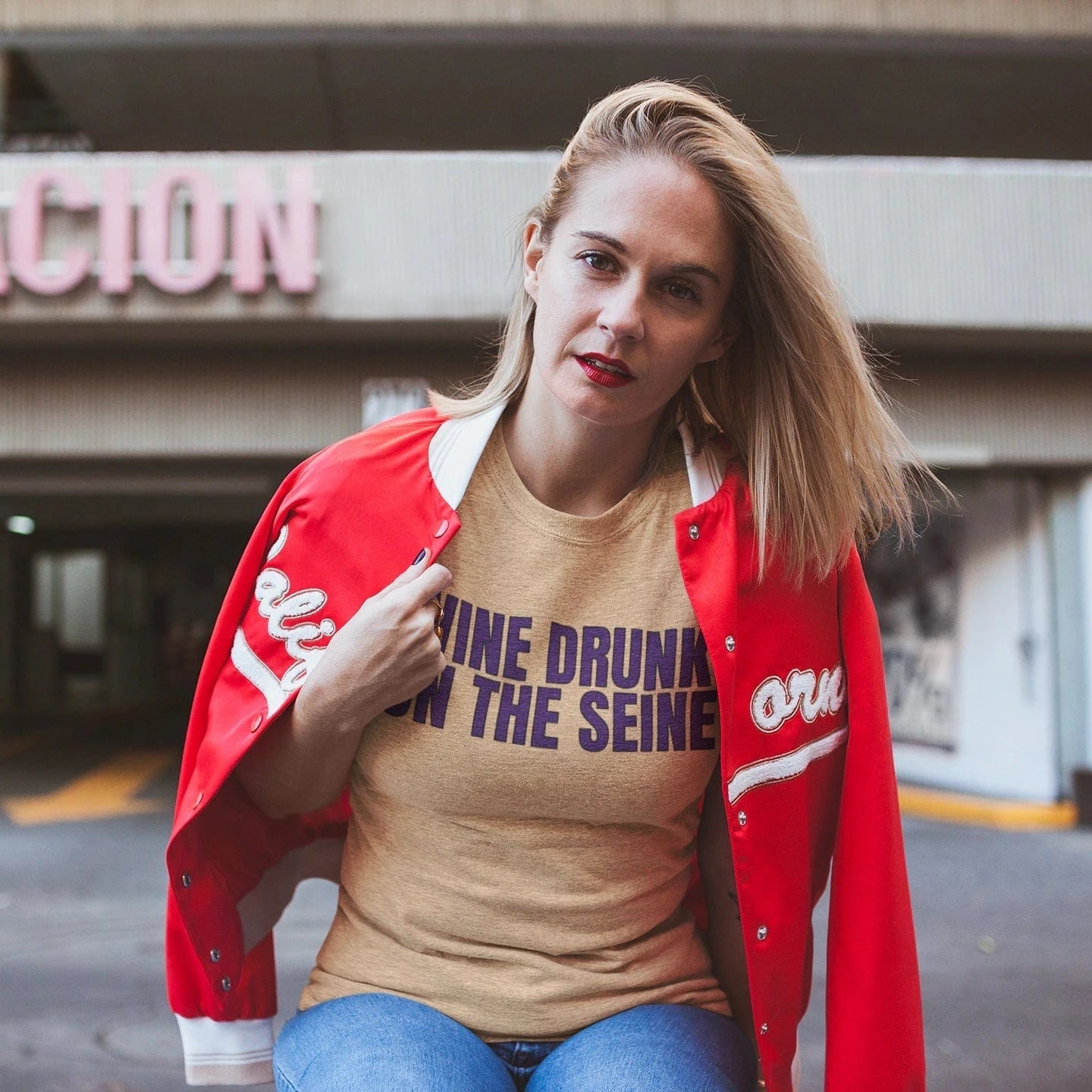 T-Shirt Heather Peach / XS Wine Drunk on the Seine T-Shirt