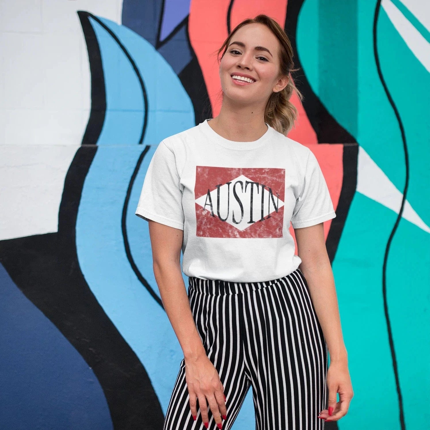 T-Shirt White / XS Austin T-Shirt