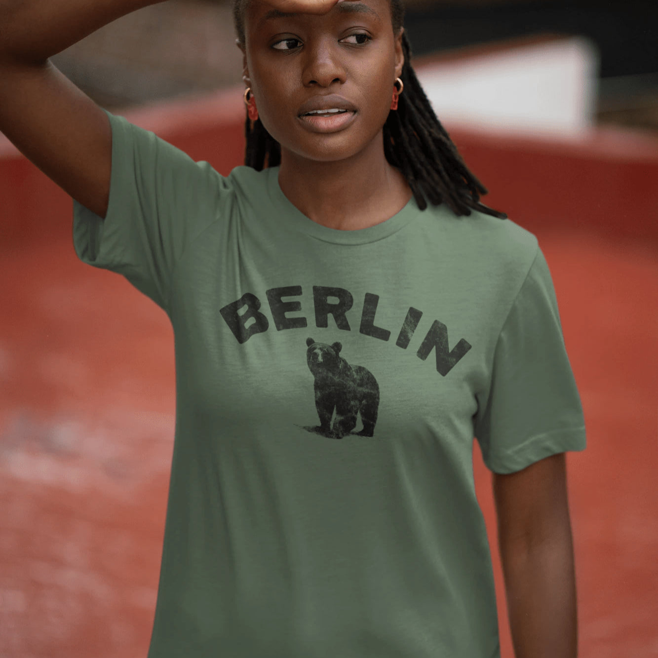 T-Shirt Military Green / XS Berlin Bear T-Shirt